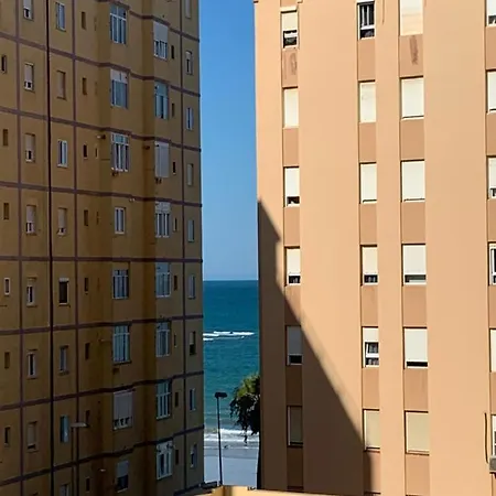 Loft Playa Santa Maria 加的斯